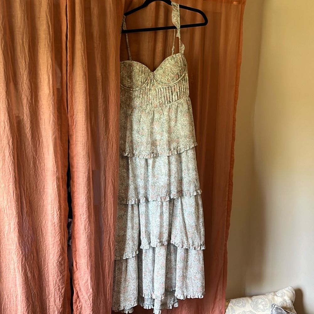 ASTR the Label midi dress- floral